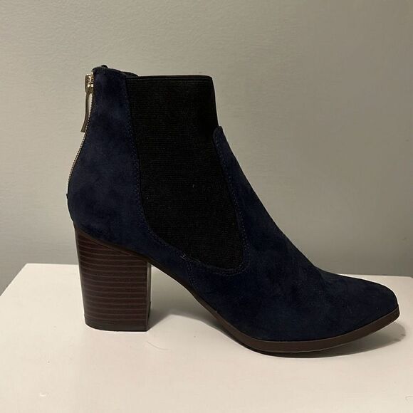 Fioni Women's Black Classic Block Heel Tight Ankle Bootie Boots Size 8 - Picture 6 of 9